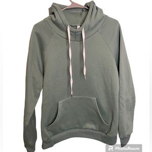 ETOSELL NWOT Sage Green Hooded Sweatshirt Size M